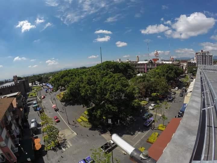 Suites Las Plazas Куэрнавака Экстерьер фото
