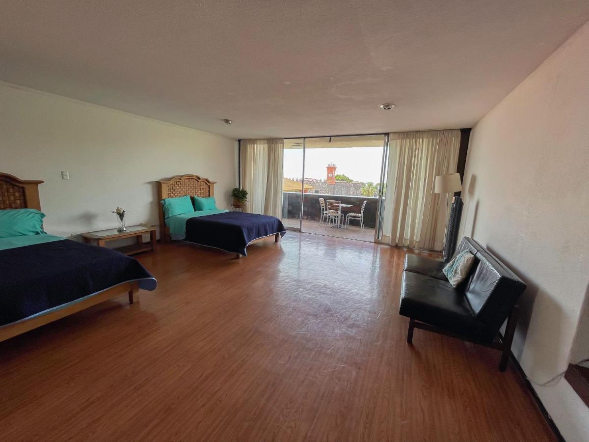 Suites Las Plazas Куэрнавака Экстерьер фото