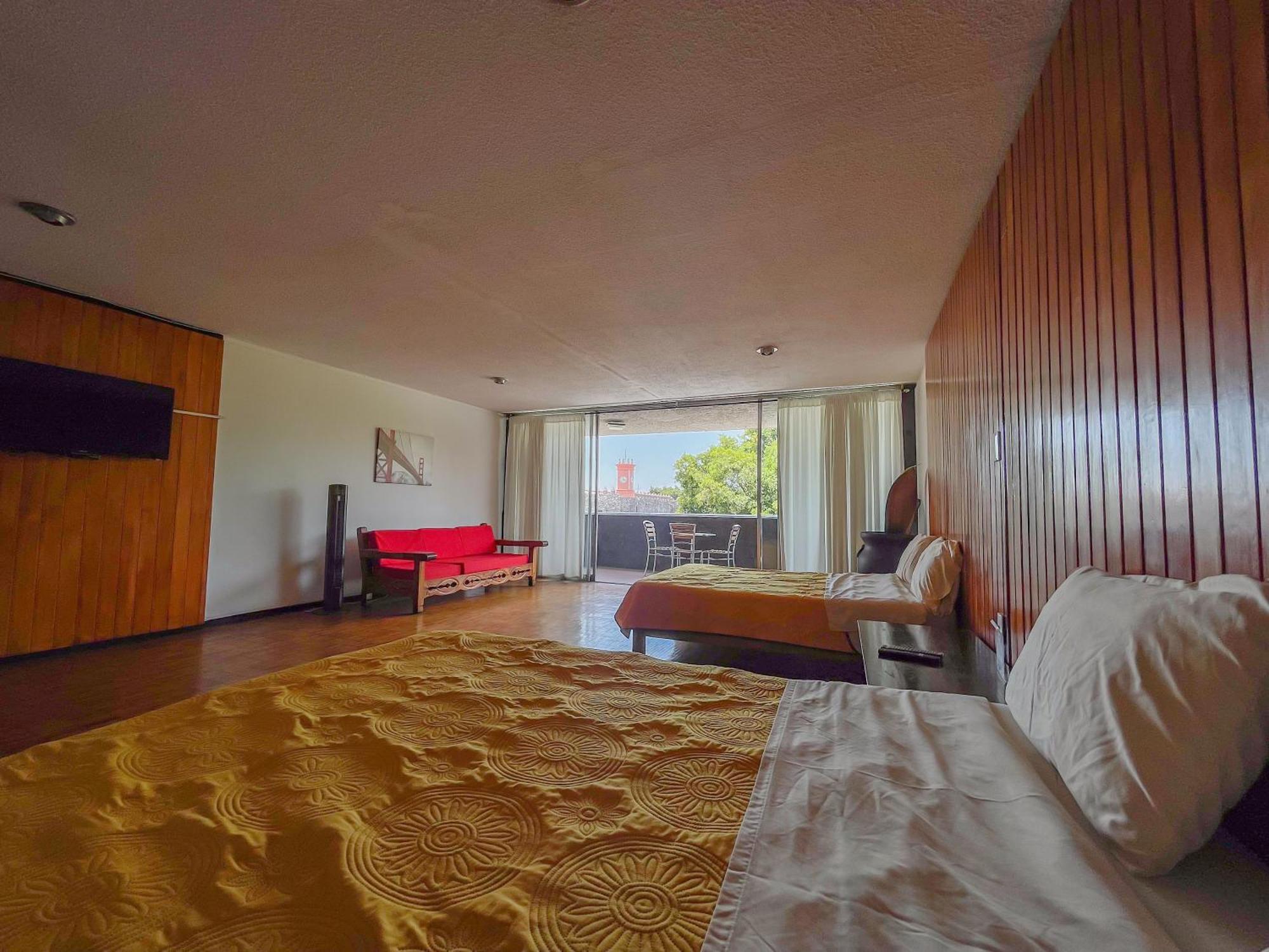 Suites Las Plazas Куэрнавака Экстерьер фото