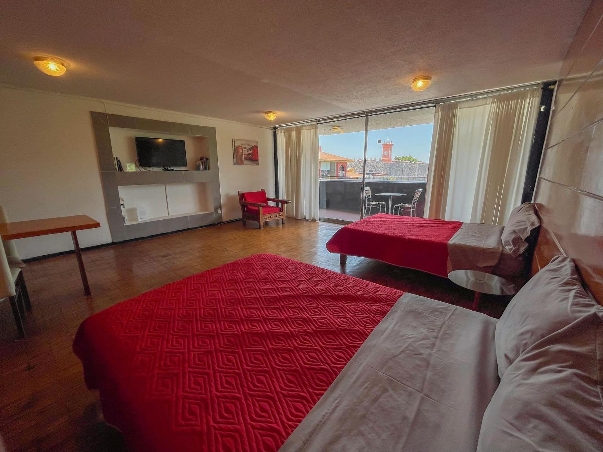Suites Las Plazas Куэрнавака Экстерьер фото